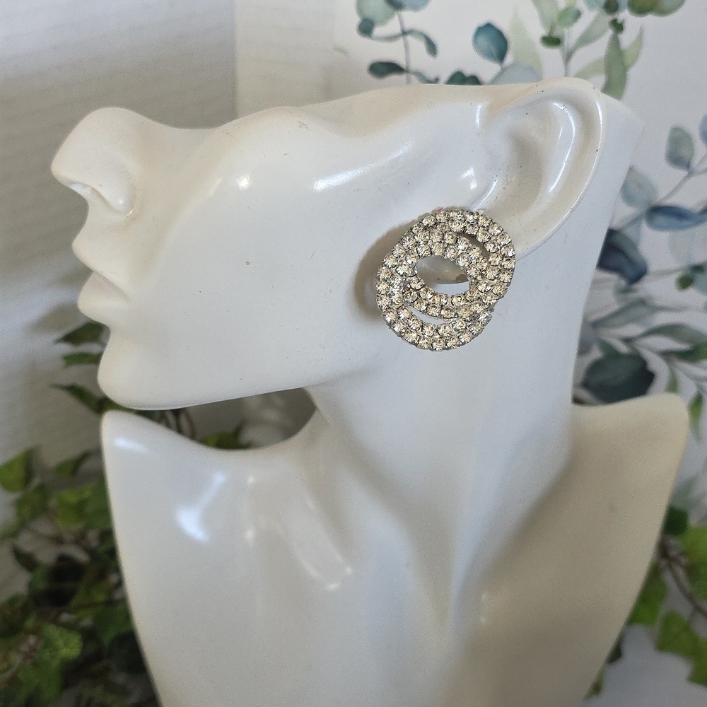 Statement Silver Interlocking Circles With Clear Rhinestones - Picture 8 of 9